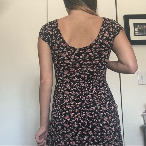 Floral Print Dress - Picture 4 of 5